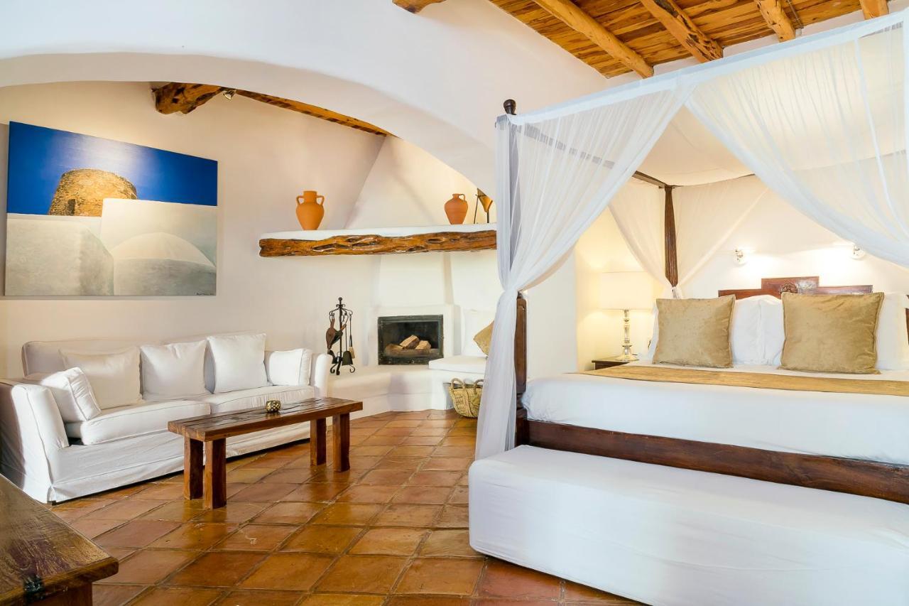 Agroturismo Atzaro Santa Eularia des Riu Dış mekan fotoğraf