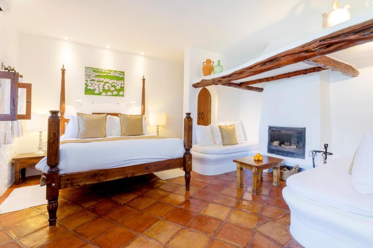 Agroturismo Atzaro Santa Eularia des Riu Dış mekan fotoğraf