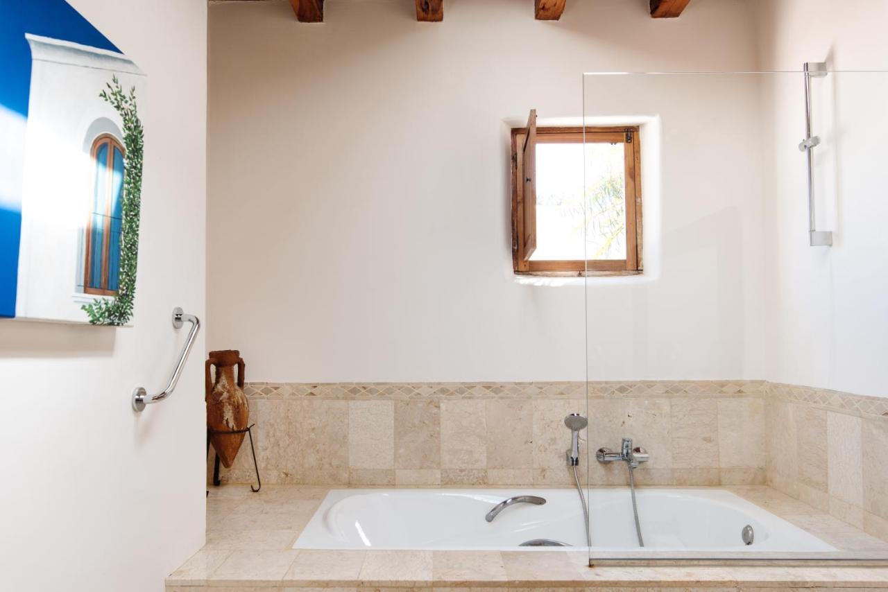 Agroturismo Atzaro Santa Eularia des Riu Dış mekan fotoğraf